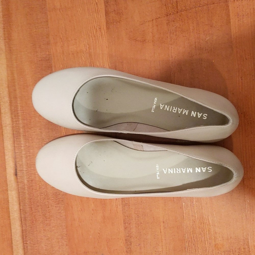 San Marina Flats worn once size 39 fr 8.5 US
